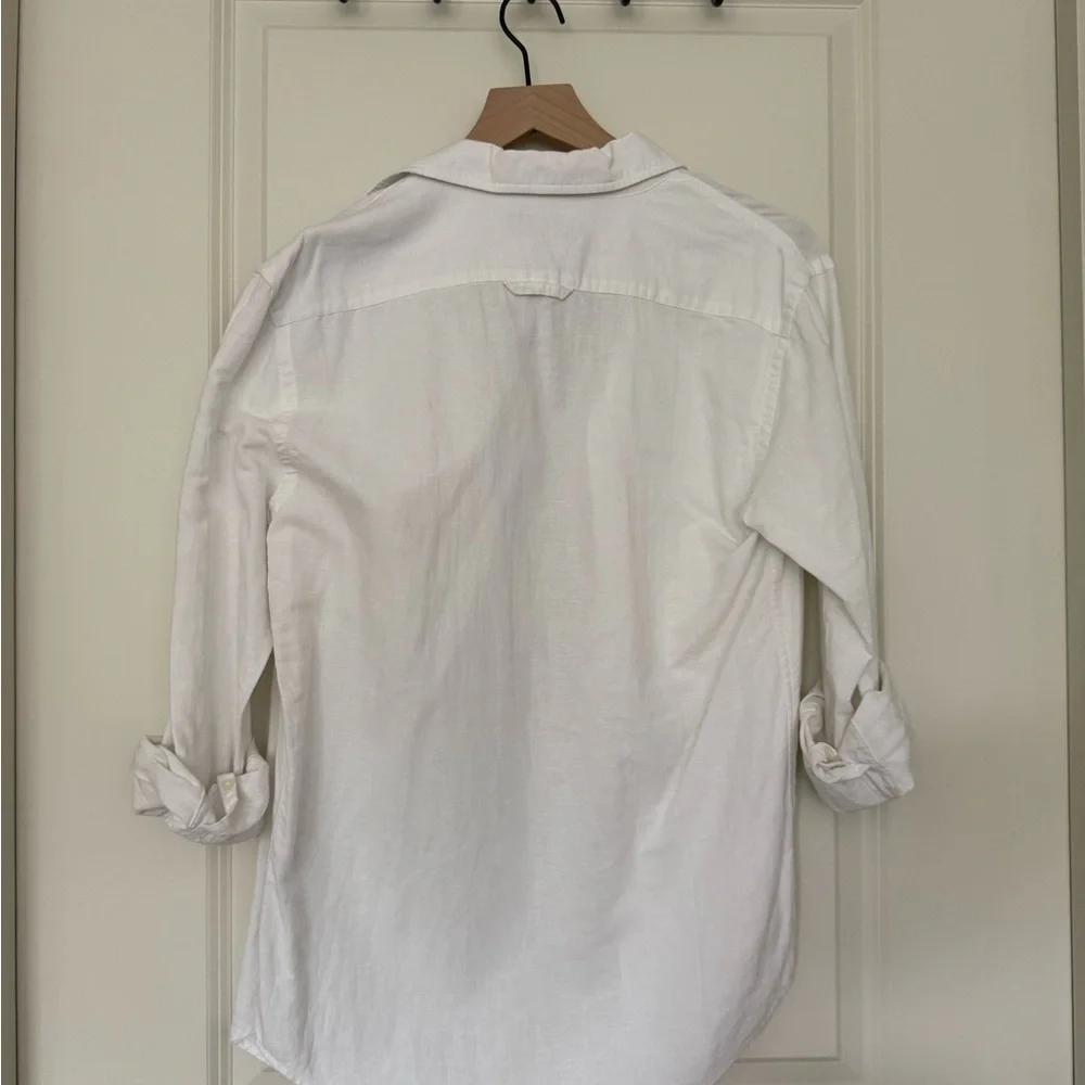 Banana Republic White Button-Up Shirt - Picture 4 of 8